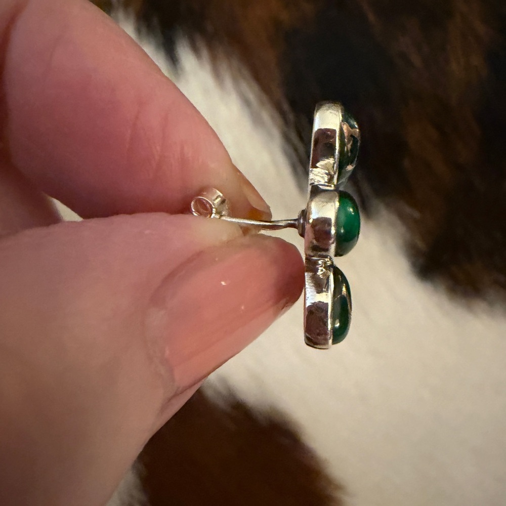 Green Floral Cluster Earrings with Gold Vein Accents - Picture 8 of 11